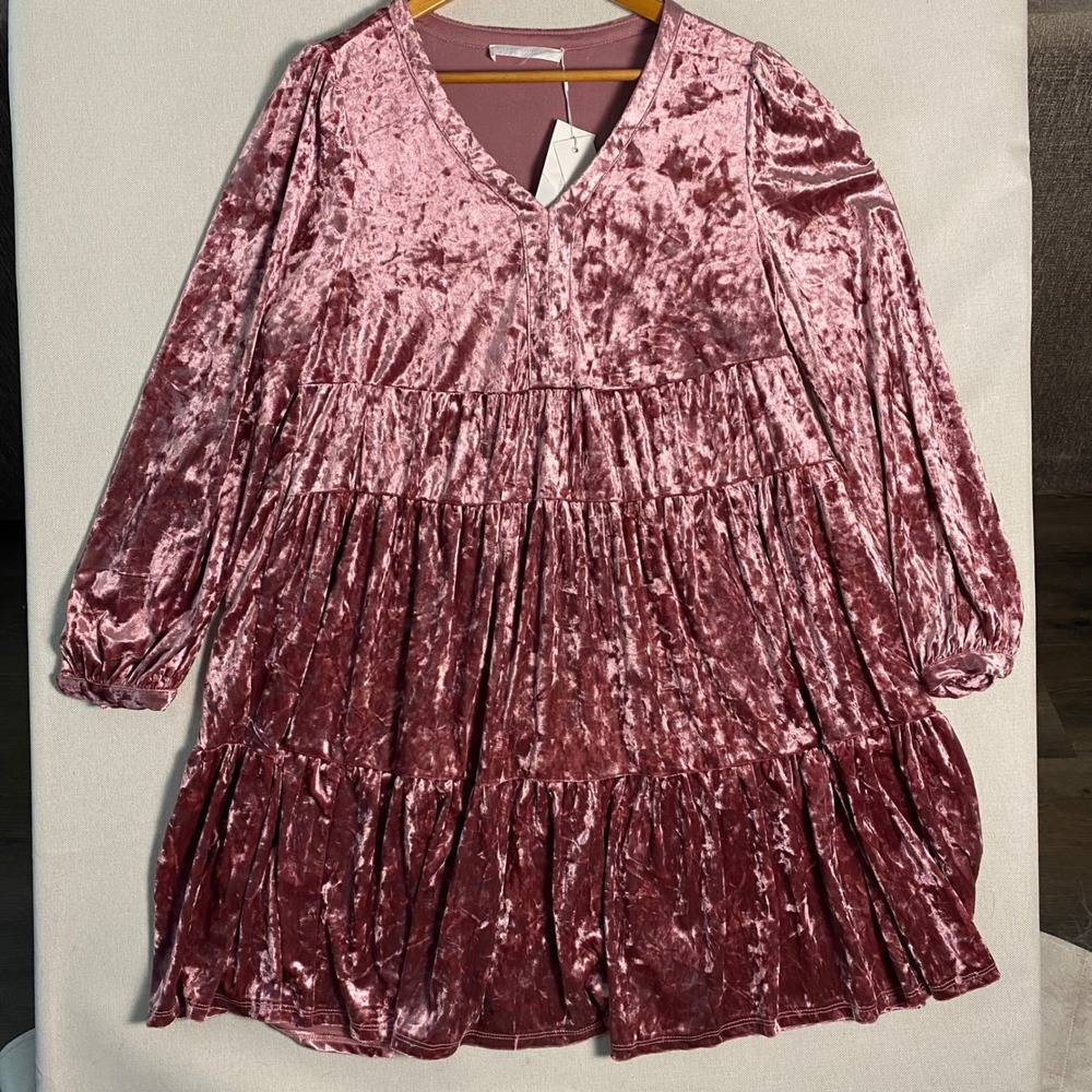 Adyson Parker Haute Mauve Crushed Velvet Tiered Mini Dress V-Neck NWT